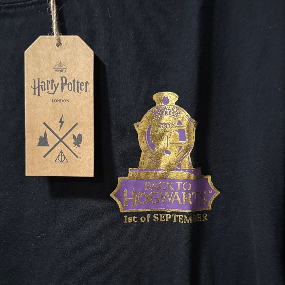 Harry Potter Black Shirt with Gold and Purple Design LONDON EXCLUSIVE ITEM NWT